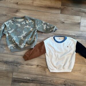 GAP Cream and Blue Toddler Sweatshirts